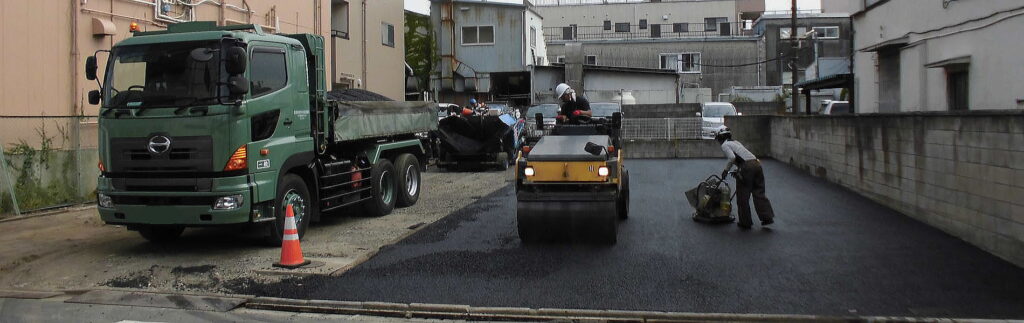 舗装工事 － 駐車場のアスファルト舗装工事の価格・費用・料金・単価を見積り書にして公開